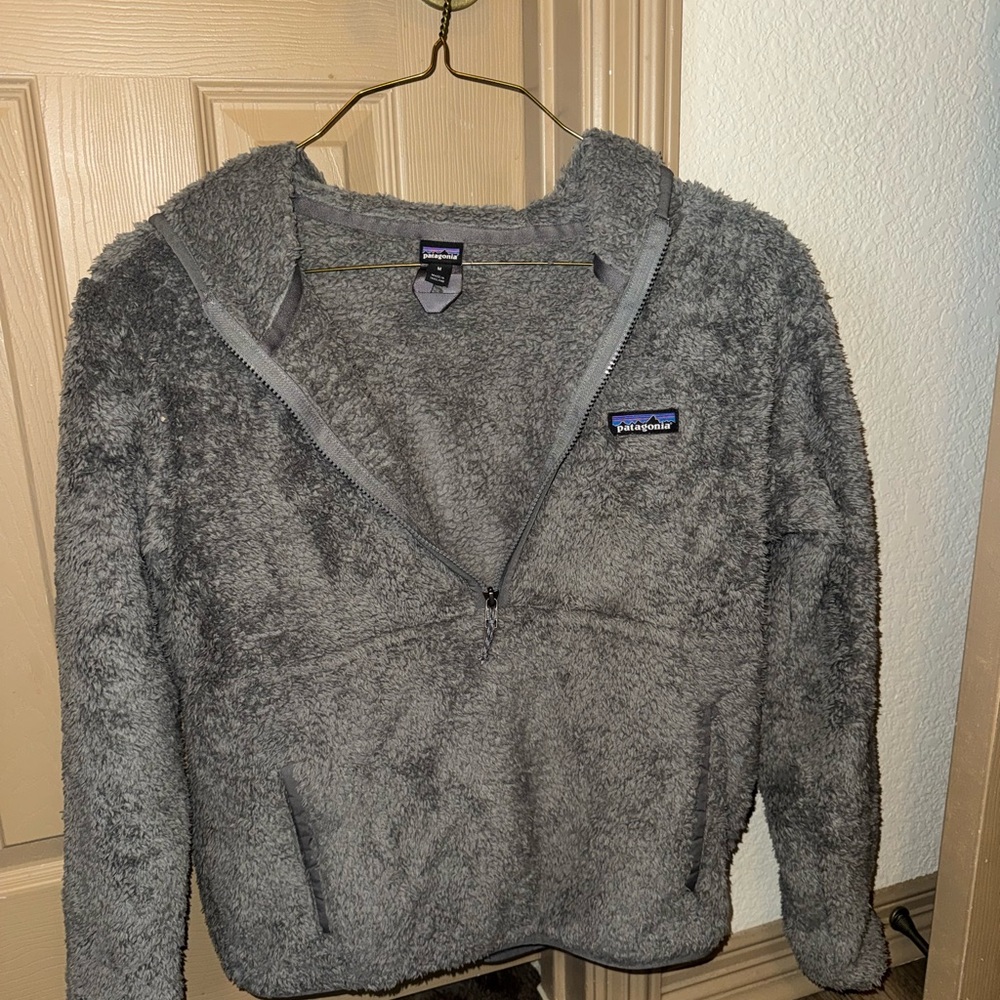 Patagonia Women's Charcoal Fleece Pullover